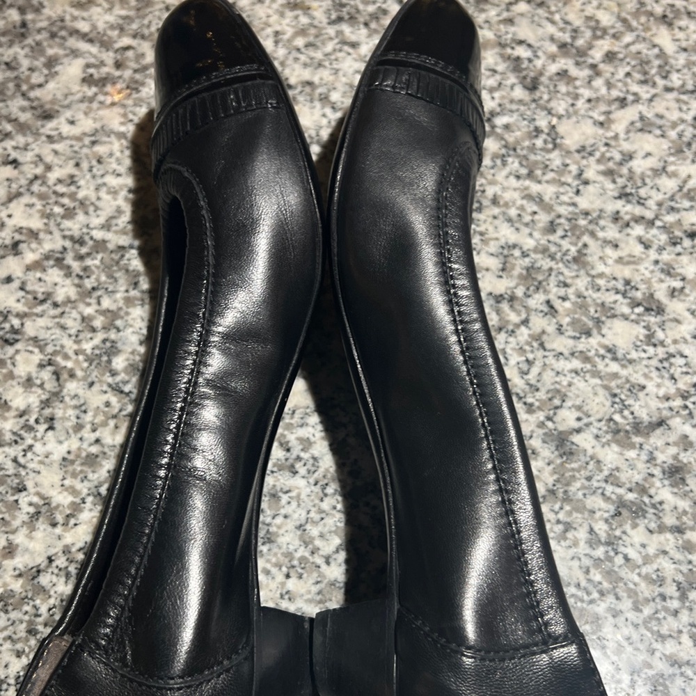 AGL Attilio Giusti Leombruni Black Leather Cap Toe Ballet Kitten Heels size 7.5 - Picture 5 of 11